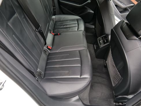 Used 2022 Audi A4 2.0T Premium image 40