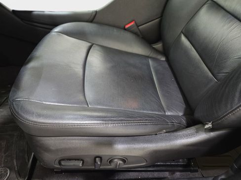 Used 2017 Chevrolet Malibu LT w/ Leather Package image 29