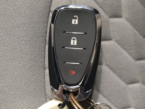 Used 2019 Chevrolet Equinox LT FWD image 32