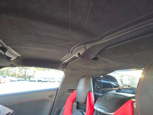 Used 2021 Chevrolet Corvette Stingray Premium Cpe w/ Z51 Performance Package image 22