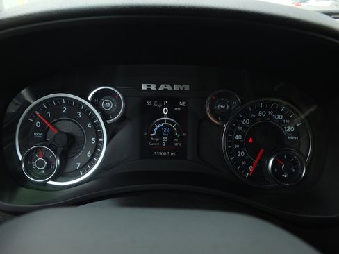 Used 2024 RAM 2500 Big Horn w/ Bed Utility Group AWD/4WD image 21