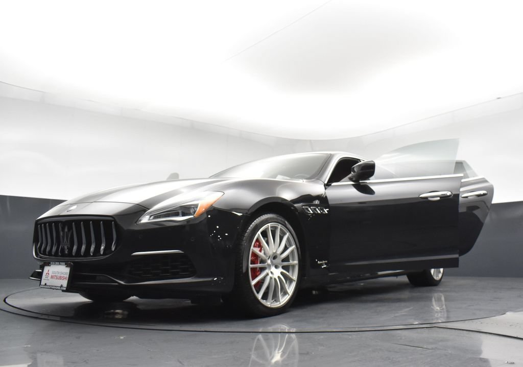 Used 2019 Maserati Quattroporte S GranLusso Q4 AWD/4WD image 32