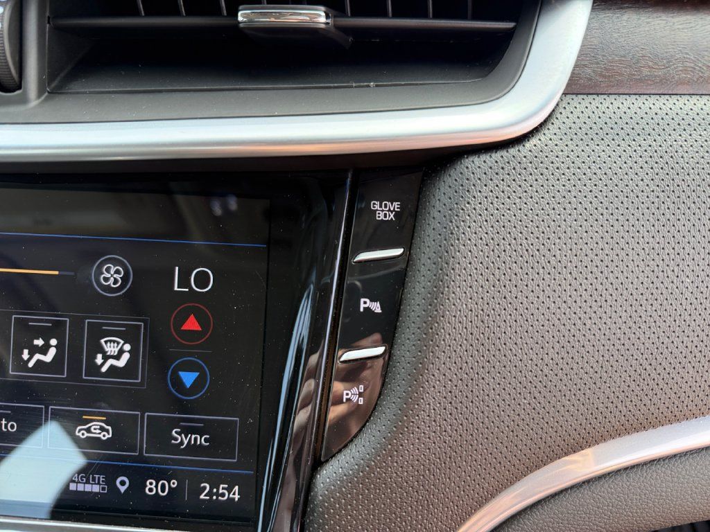Used 2018 Cadillac XTS Luxury w/ Driver Awareness Package FWD image 47