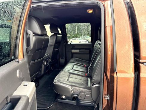 Used 2011 Ford F350 Lariat w/ Lariat Interior Pkg image 21