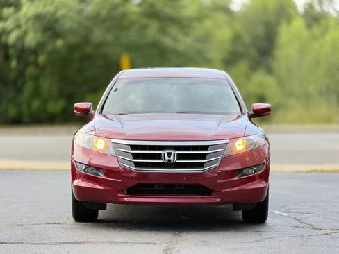 Used 2011 Honda Crosstour EX-L image 2