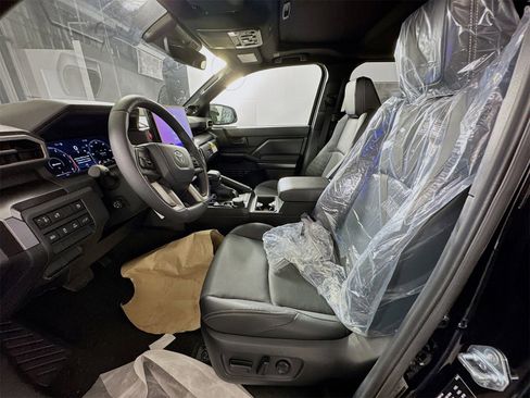 New 2025 Toyota 4Runner TRD Off-Road Premium image 12