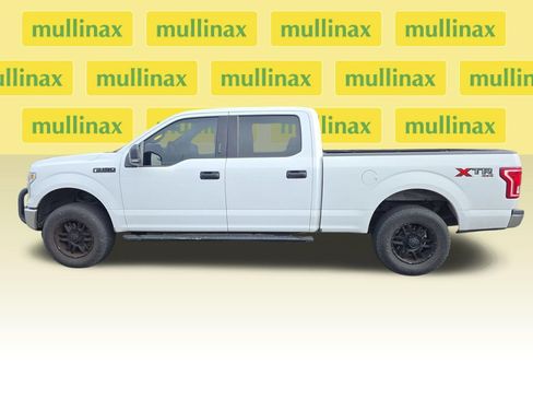 Used 2016 Ford F150 XLT w/ Equipment Group 302A Luxury AWD/4WD image 11
