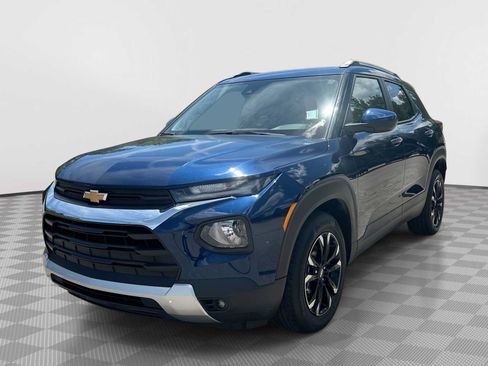 Certified 2023 Chevrolet TrailBlazer LT FWD image 1