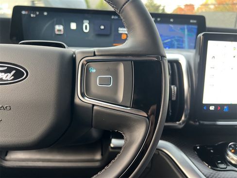 New 2025 Ford Expedition Max Platinum w/ Stealth Performance Package image 9