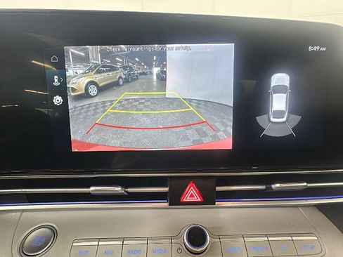 Certified 2023 Hyundai Elantra Limited FWD image 23