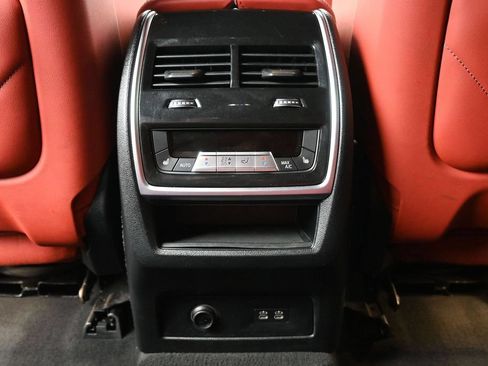 Used 2023 BMW XM AWD/4WD image 24