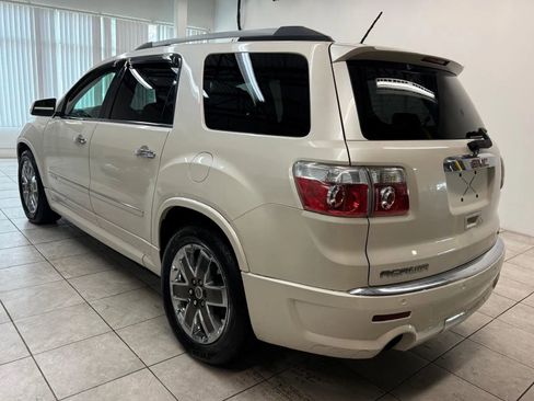 Used 2011 GMC Acadia Denali image 7