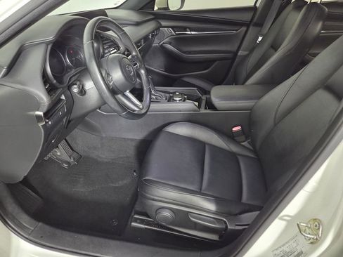 Used 2019 MAZDA MAZDA3 Base image 12