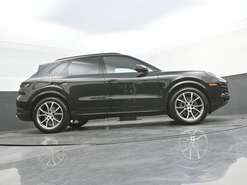 New 2026 Porsche Cayenne image 37