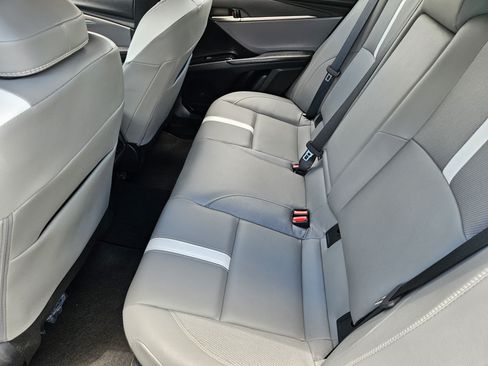 Used 2025 Toyota Camry SE w/ Convenience Package FWD image 30