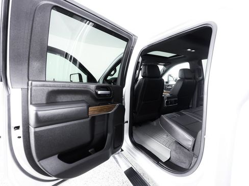 Used 2022 Chevrolet Silverado 3500 High Country w/ Z71 Off-Road Package AWD/4WD image 19