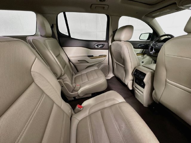 Used 2018 GMC Acadia Denali w/ Technology Package FWD image 24
