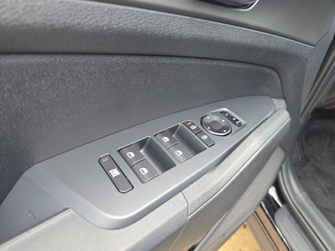 New 2026 Kia Sportage LX FWD image 19