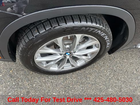 Used 2018 BMW X3 xDrive30i w/ Executive Package AWD/4WD image 10