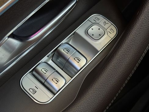 Certified 2022 Mercedes-Benz GLS 450 4MATIC image 24