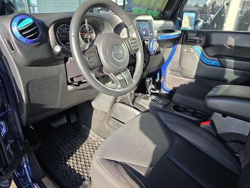 Used 2013 Jeep Wrangler Sport image 14
