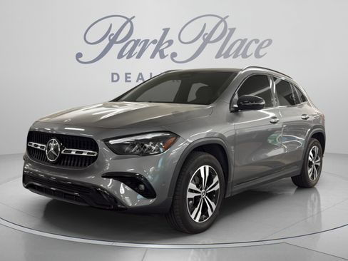 Used 2026 Mercedes-Benz GLA 250 4MATIC image 1