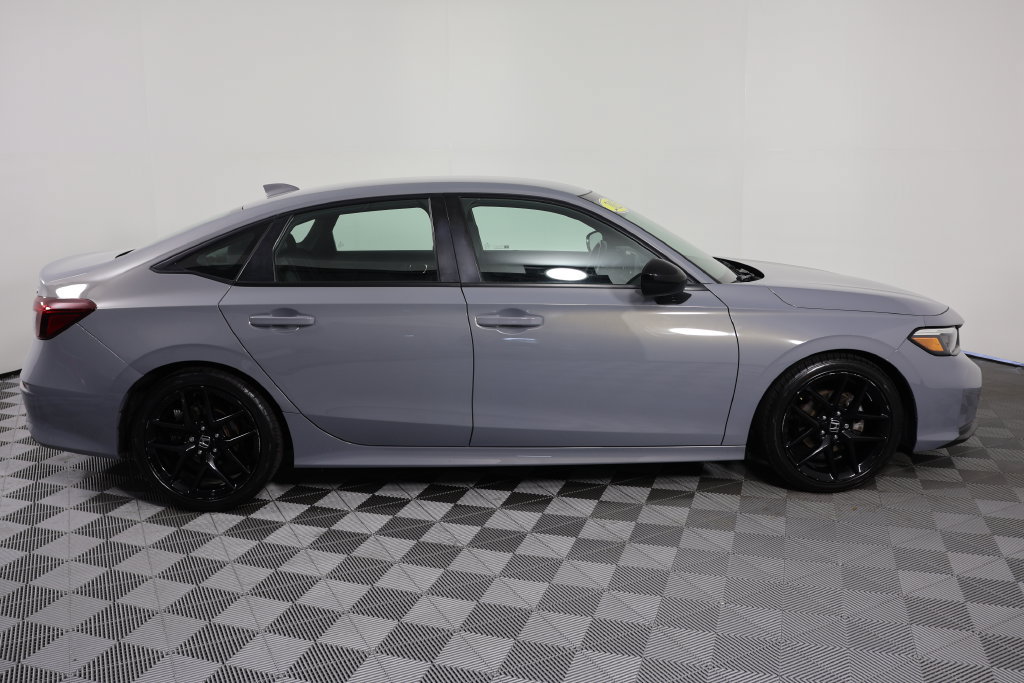 Used 2025 Honda Civic Sport image 10