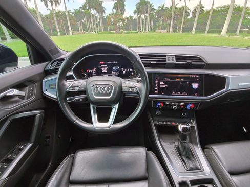 Used 2020 Audi Q3 2.0T Premium Plus w/ Premium Plus Package AWD/4WD image 24