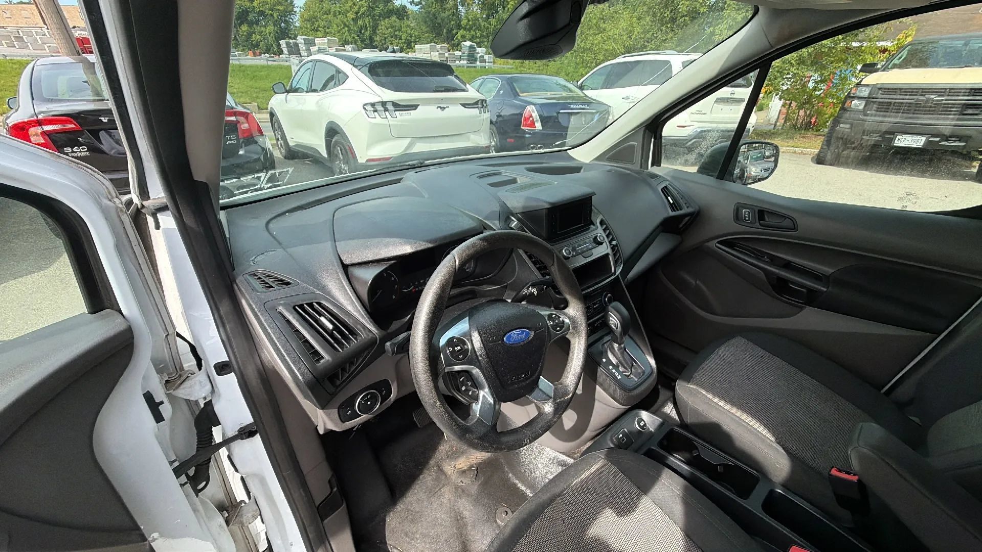 Used 2019 Ford Transit Connect XL FWD image 13
