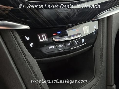 Used 2024 Cadillac XT6 Premium Luxury w/ Technology Package FWD image 38