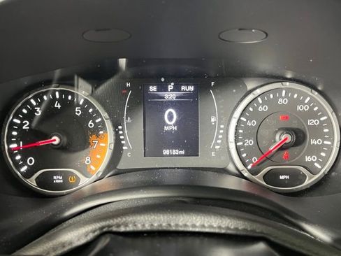 Used 2016 Jeep Renegade Sport w/ Power & Air Group AWD/4WD image 25