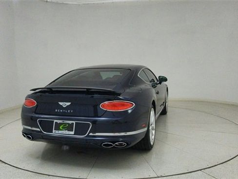 Used 2022 Bentley Continental GT image 65