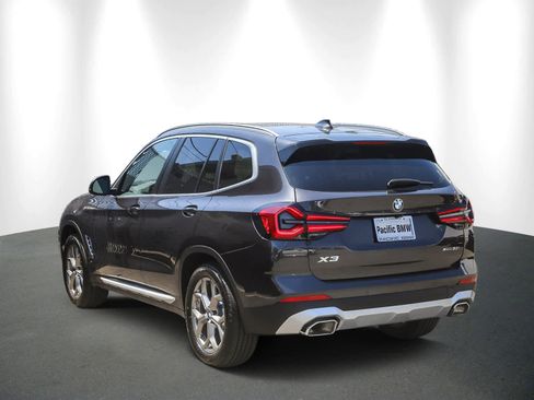 Certified 2024 BMW X3 xDrive30i w/ Premium Package image 4