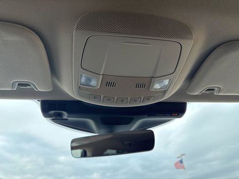 Used 2022 Lincoln Nautilus FWD image 20