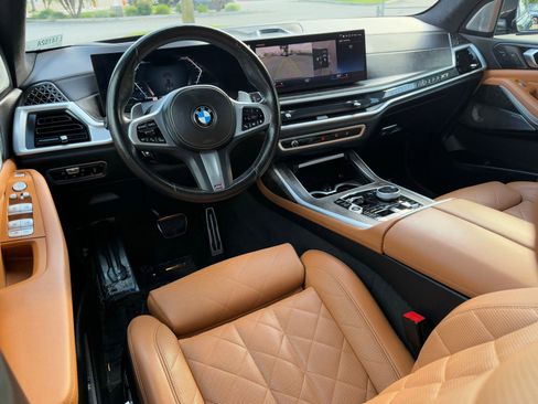Certified 2023 BMW X7 xDrive40i w/ Executive Package image 33