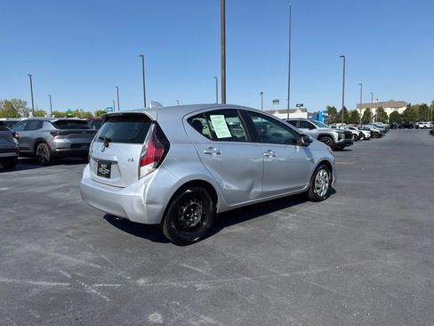 Used 2015 Toyota Prius C Two FWD image 3