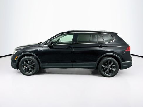 Used 2024 Volkswagen Tiguan SE AWD/4WD image 4