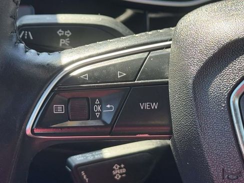 Used 2019 Audi Q3 2.0T Premium w/ Convenience Package image 21