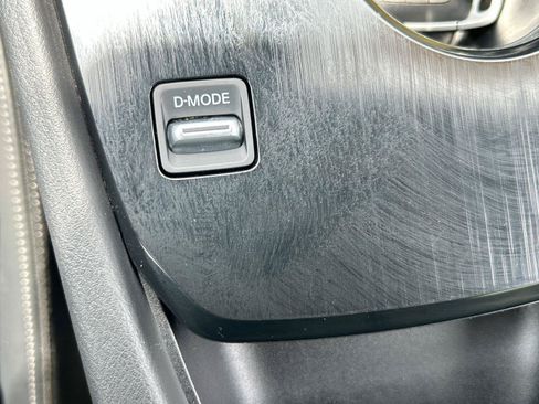 Used 2023 Nissan Rogue SV w/ SV Premium B Package FWD image 29
