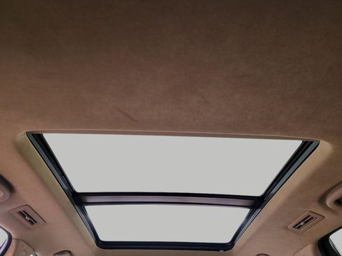 Certified 2024 Cadillac XT6 Premium Luxury w/ Platinum Package image 26