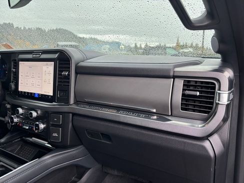 Used 2025 Ford F350 Platinum w/ Tremor Off-Road Package image 27