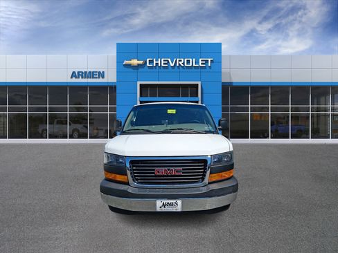 Certified 2024 GMC Savana 2500 w/ Driver Convenience Package RWD image 3