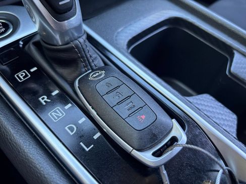 Used 2024 Nissan Altima 2.5 SV FWD image 21