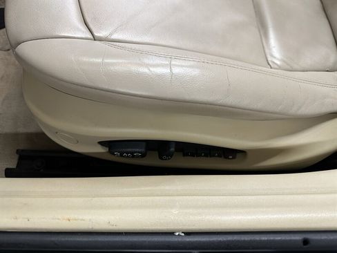 Used 2006 BMW Z4 3.0i RWD image 30
