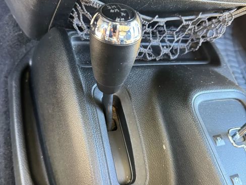 Used 2013 Jeep Wrangler Sport AWD/4WD image 18