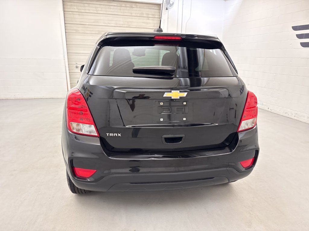 Used 2020 Chevrolet Trax LS w/ Tint and Cruise Package FWD image 4