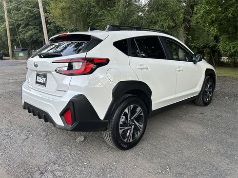 Certified 2025 Subaru Crosstrek 2.5i Premium image 8