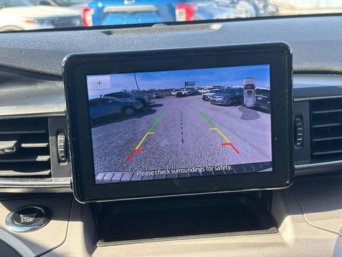 Used 2023 Ford Explorer XLT w/ Equipment Group 202A image 26