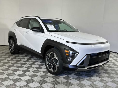 Certified 2026 Hyundai Kona SEL Premium FWD image 1