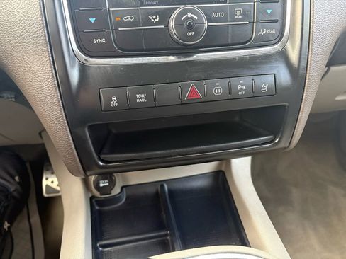 Used 2011 Dodge Durango Crew w/ Entry Nav/Commuter Group image 14